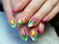 Цветочный дизайн ногтей к празднику весны! (Фото)